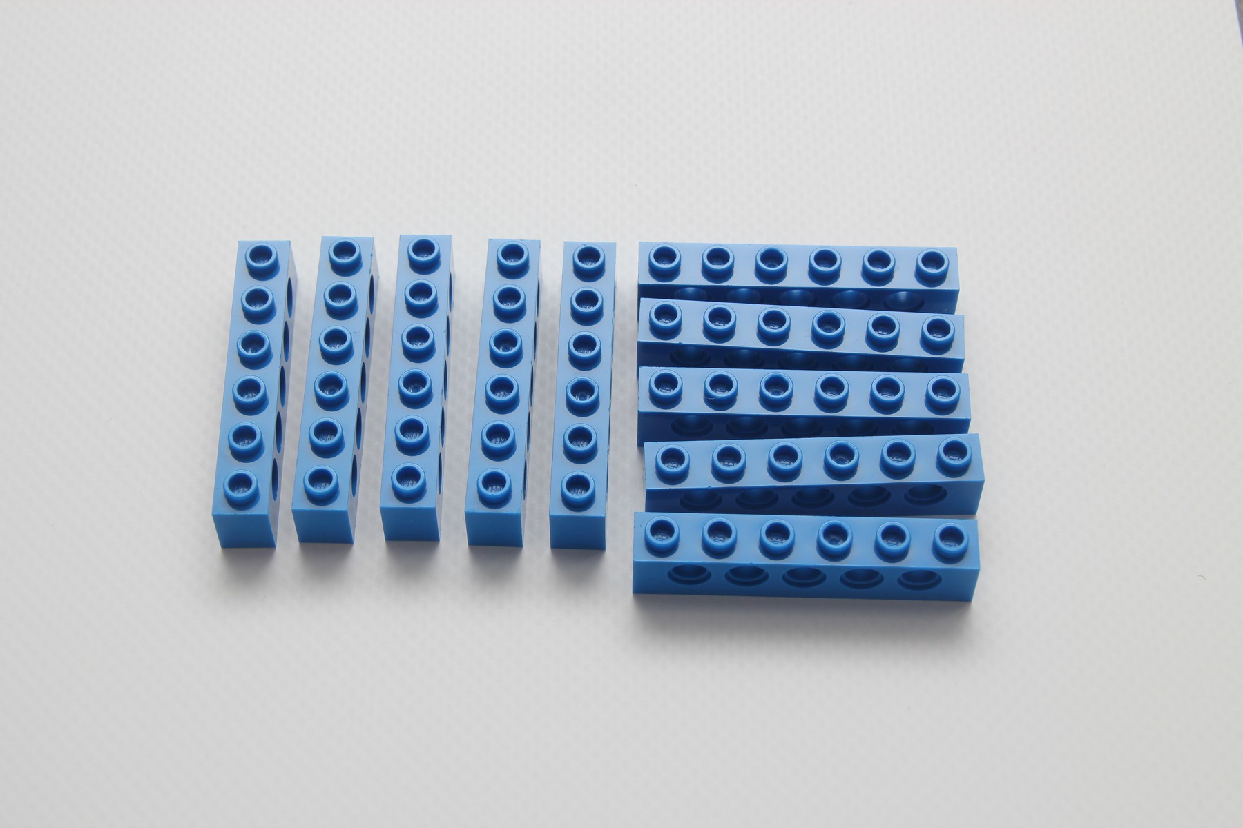LEGO Stein 1x6 mit Loch (10er Pack) BLAU | Bild 1